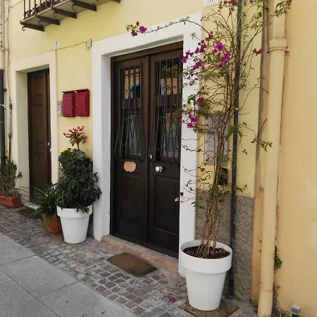 Casa vacanze Cozy Loft In The Heart Of